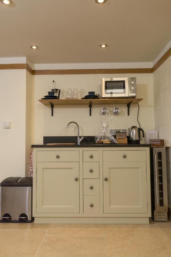 Vineyard Barn Room Woodchester Exterior foto